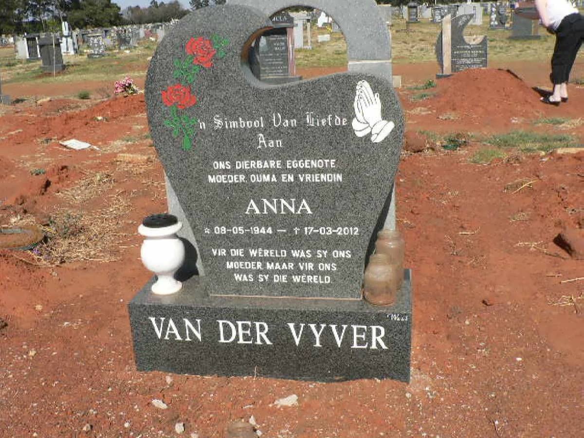 VYVER Anna, van der 1944-2012