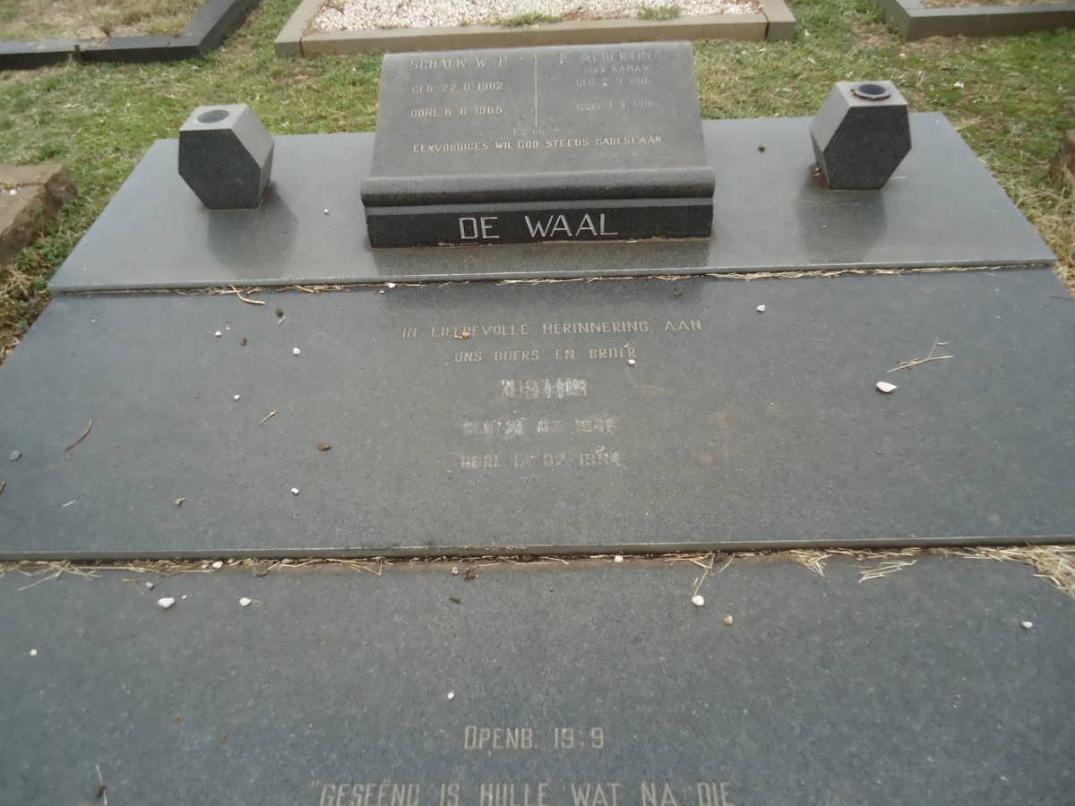 WAAL Schalk W.P., de 1902-1965 &amp; P Albertina RAMAN 1907-1996 :: DE WAAL Justus 1946-1994