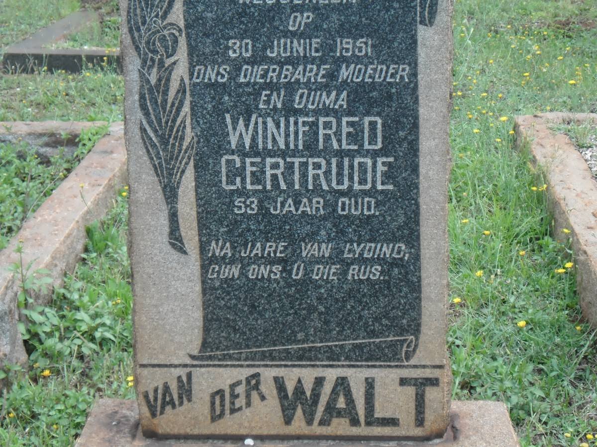 WALT Winifred Gertrude, van der -1951