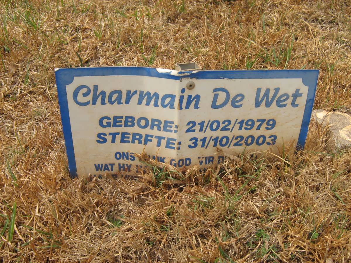 WET Charmain, de 1979-2003