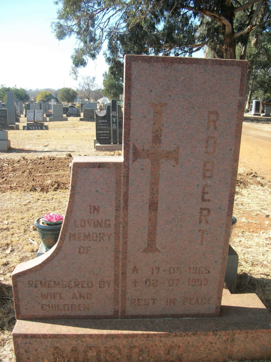 ? Robert 1965-1999