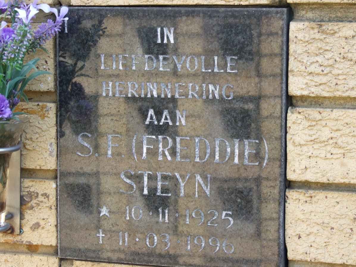 STEYN S.F. 1925-1996