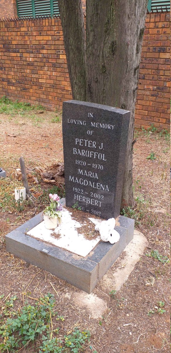 BARUFFOL Peter J. 1920-1970 & Maria Magdalena 1922-2002 :: BARUFFOL Herbert 1956-2012
