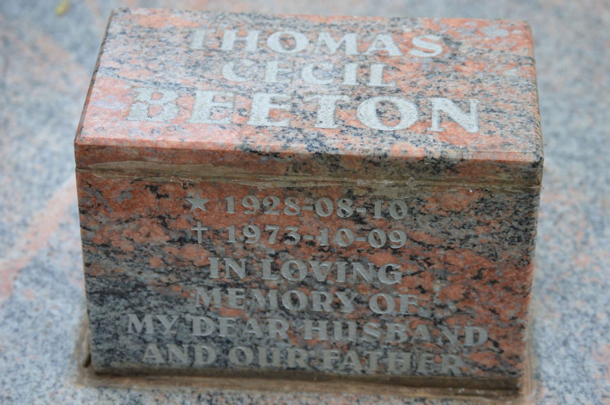 BEETON Thomas Cecil 1928-1973