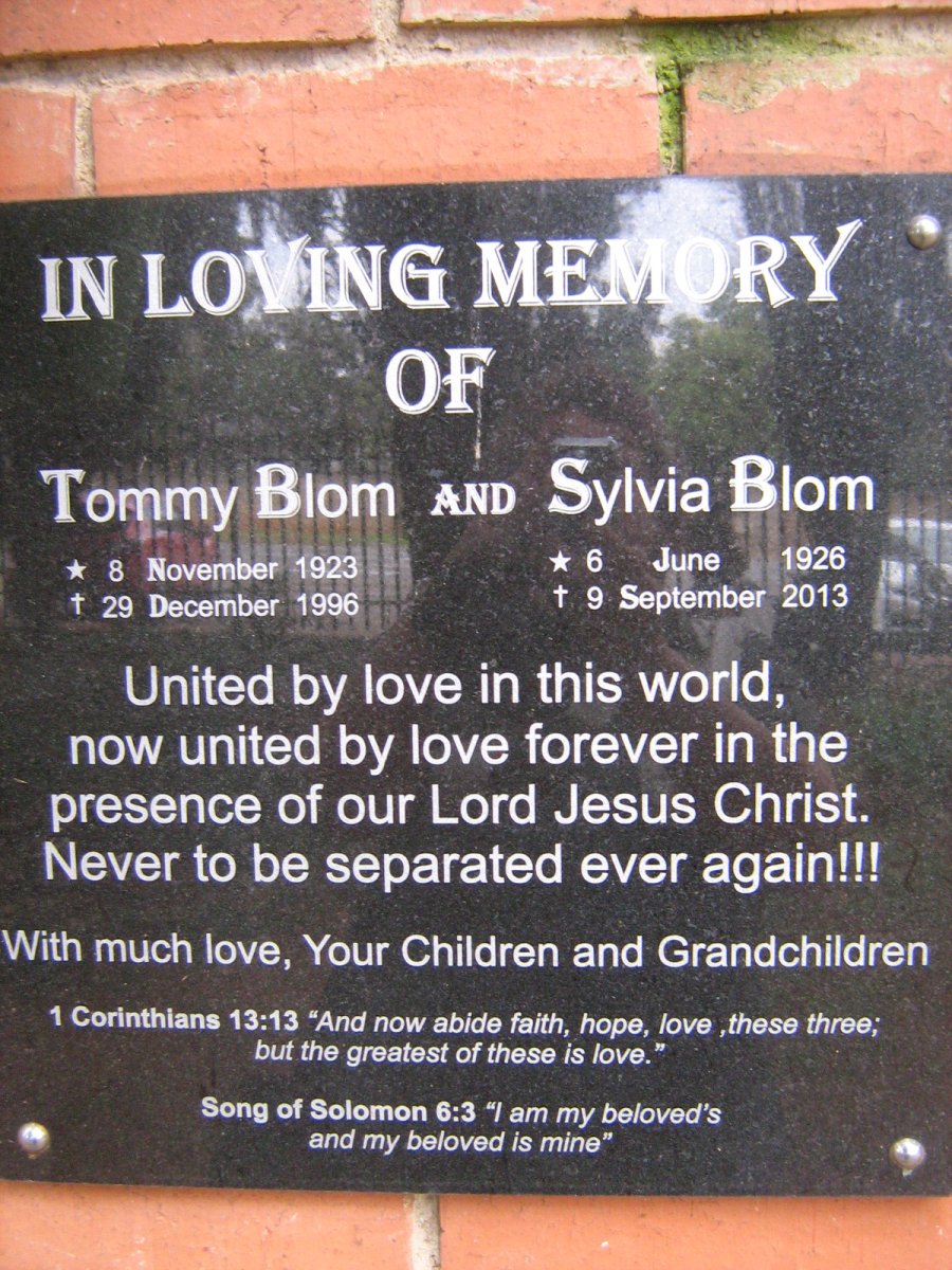BLOM Tommy 1923-1996 &amp; Sylvia 1926-2013