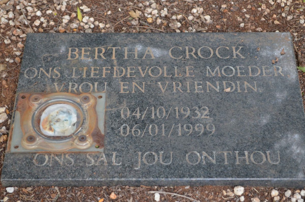 CROCK Bertha 1932-1999