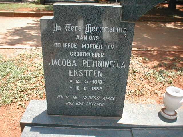 EKSTEEN Frederik Jakobus 1908-1980 & Jacoba Petronella 1913-1982 _2