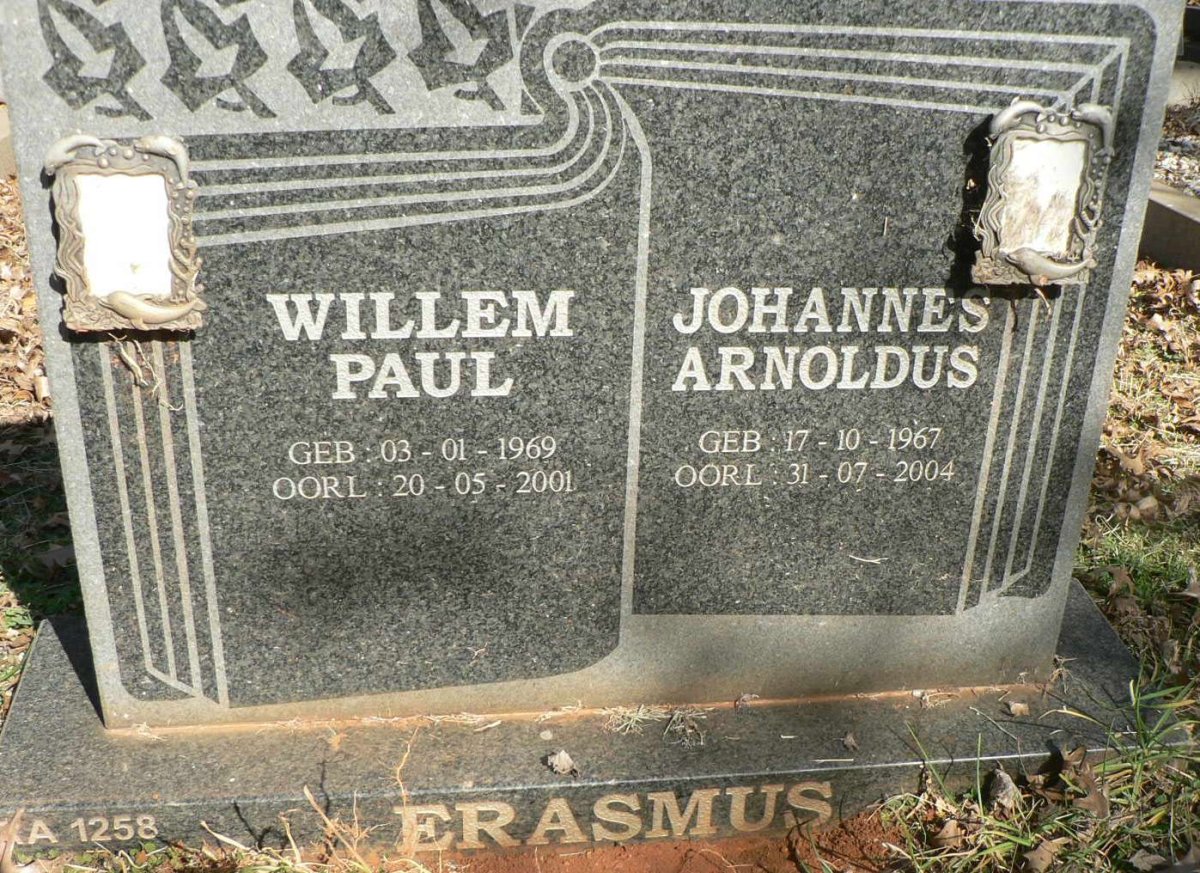 ERASMUS Johannes Arnoldus 1967-2004 :: ERASMUS Willem Paul 1969-2001