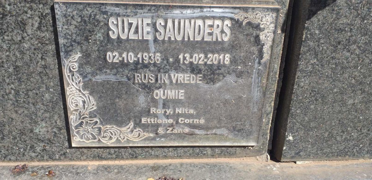 GRIESSEL Johan 1961-1983 :: SAUNDERS Suzie 1936-2018_2