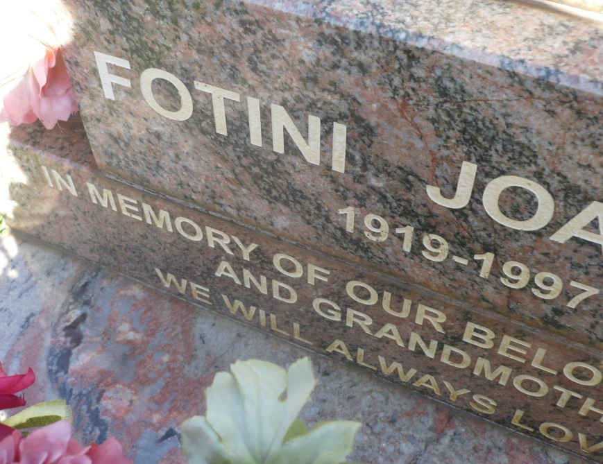 GIAGIA Fotini Joannou 1919-1997