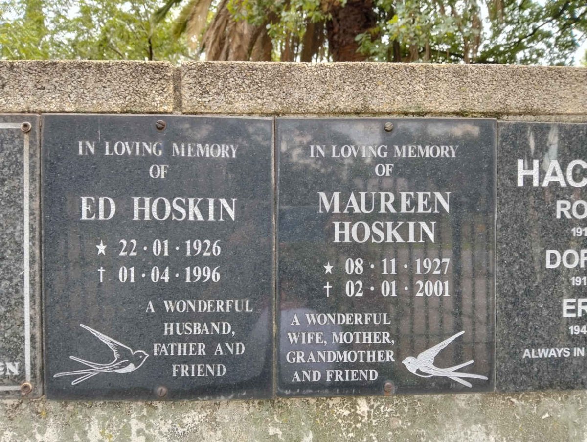 HOSKIN Ed 1926-1996 & Maureen 1927-2001
