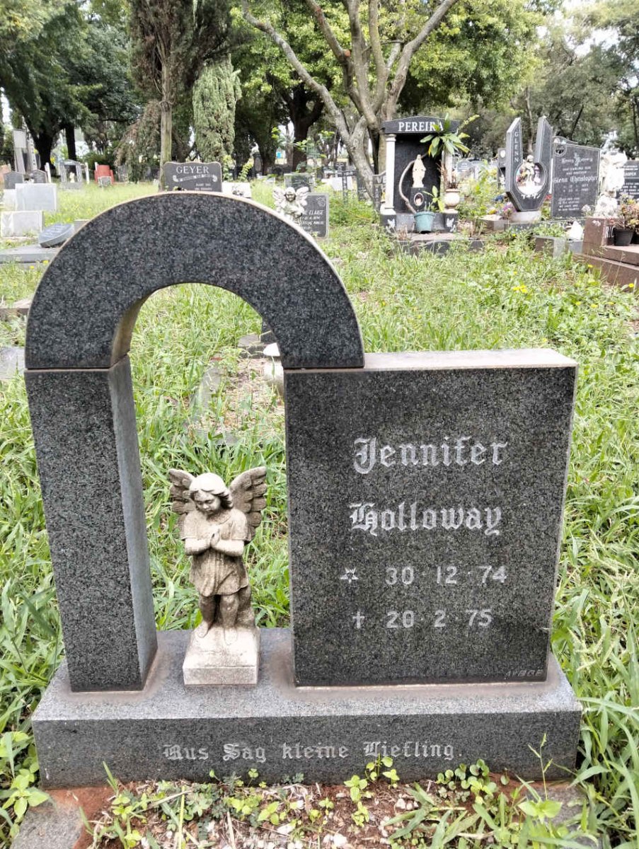 HOLLOWAY Jennifer 1974-1975
