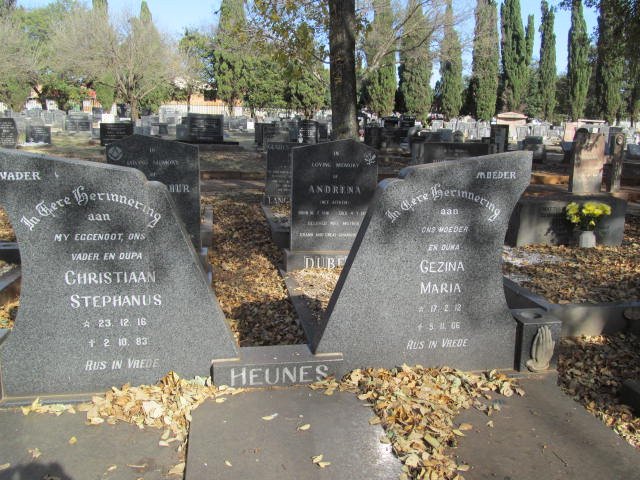 HEUNES Christiaan Stephanus 1916-1983 &amp; Gezina Maria 1912-2006