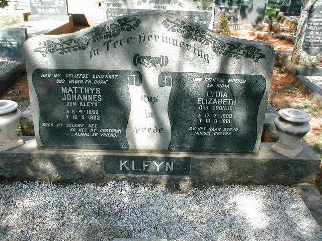 KLEYN Matthys Johannes 1898-1962 &amp; Lydia Elizabeth CRONJE 1903-1981