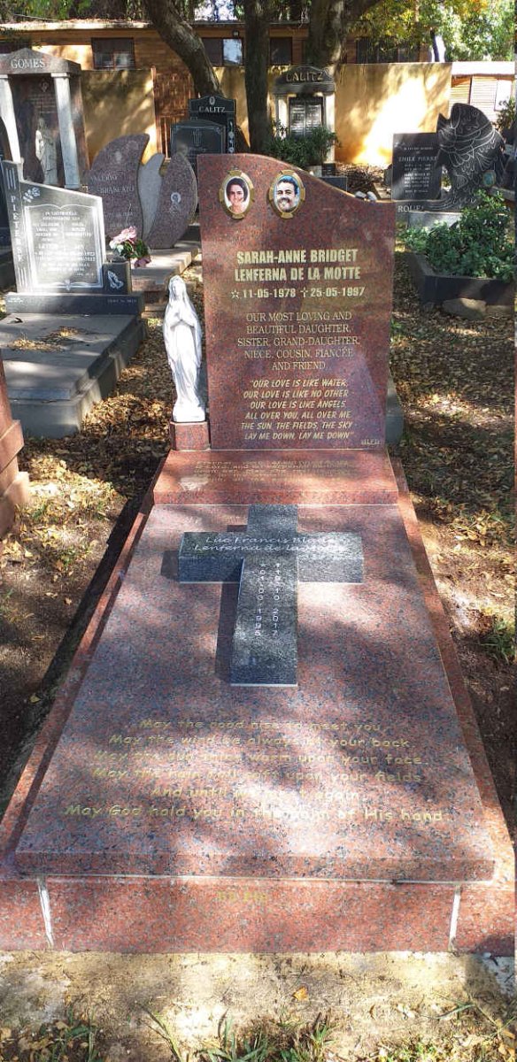 MOTTE Sarah-Anne Bridget, Lenferna de la 1978-1997 :: LENFERNE DE LA MOTTE Luc Francis Blade 1995-2017 _1