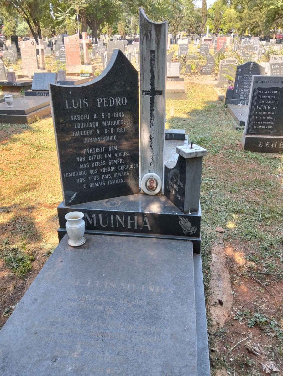 MUINHA Luis Pedro 1945-1991 :: MUINHA Jose Luis 1989-2007 _1