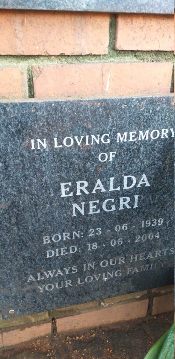 NEGRI Eralda 1939-2004