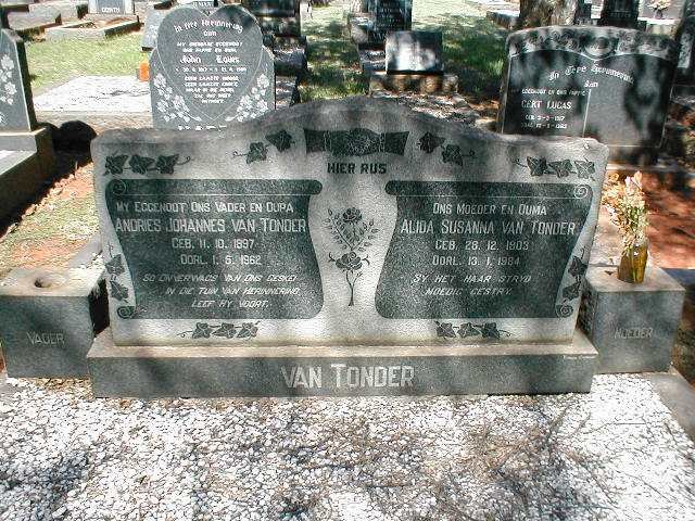 TONDER Andries Johannes, van 1897-1962 &amp; Alida Susanna 1903-1984