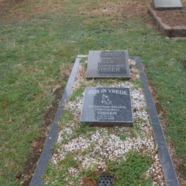 VISSER Hendrik C.J. 1916-1954 :: VISSER Sebastian Willem Theodorus 1941-2008