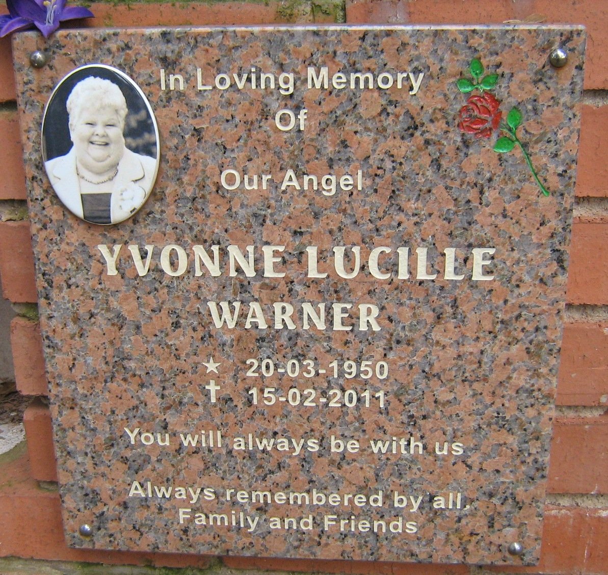 WARNER Yvonne Lucille 1950-2011