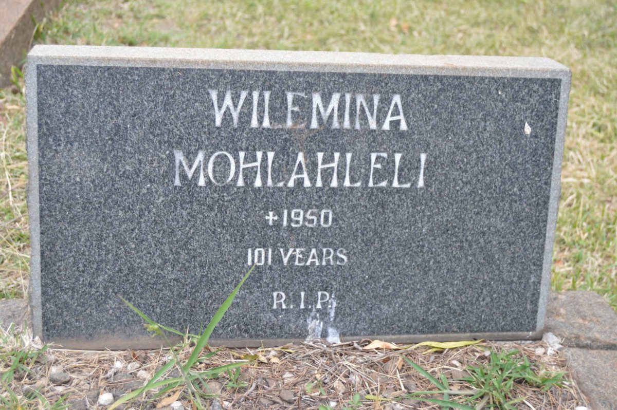 MOHLAHLELI Wilemina -1950