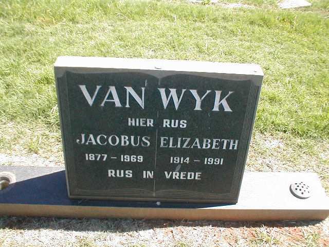 WYK Jacobus, van 1877 - 1969 &amp; Elizabeth 1914 - 1911