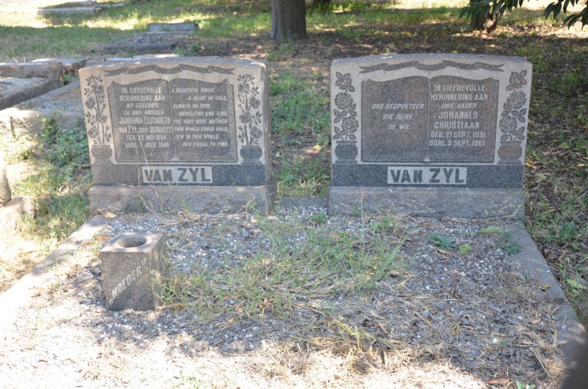 ZYL Johannes Christiaan, van 1891-1961 &amp; Johanna Elizabeth SCHAKLEY 1894-1949
