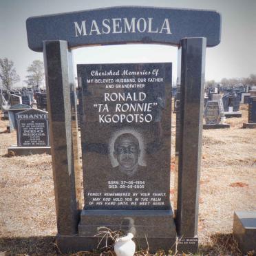 MASEMOLA Ronald Kgopotso 1954-2005