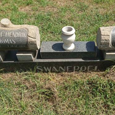 SWANEPOEL Willem Hendrik Thomas 1916-1976 &amp; Hester Maria Gertruida 1917-1996