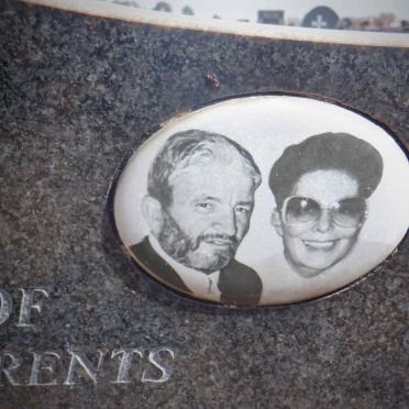 TSAGALAKIS Andreas 1930-1998 &amp; Chryssouia 1935-1989