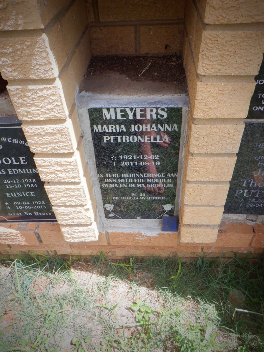 MEYERS Maria Johanna Petronella 1921-2011 