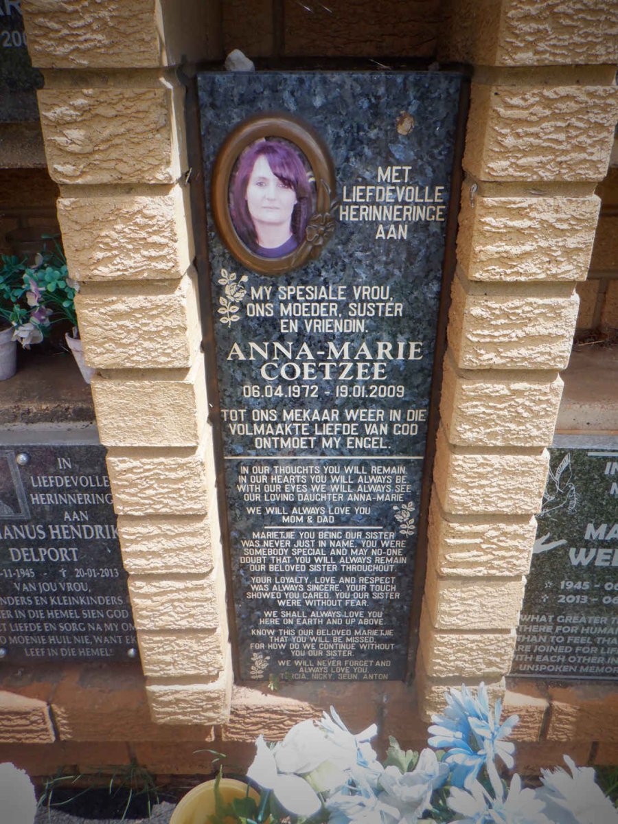 COETZEE Anna Marie 1972-2009 