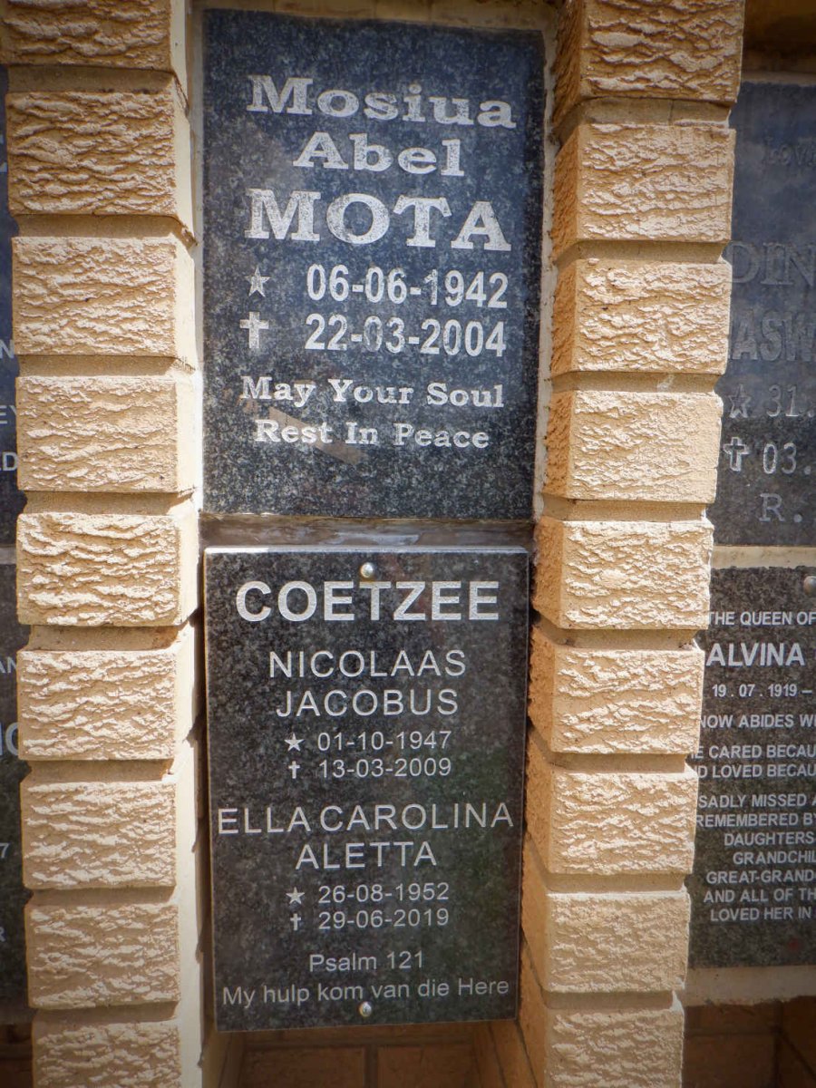 COETZEE Nicolaas Jacobus 1947-2009 &amp; Ella Carolina Aletta 1952-2019 