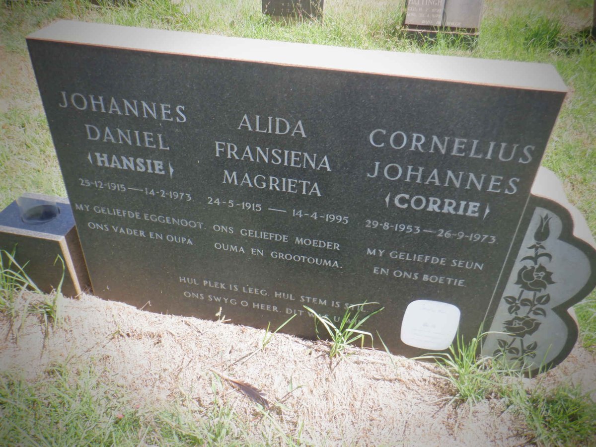 ? Johannes Daniel 1915-1973 &amp; Alida Fransiena Magrieta 1915-1995 :: ? Cornelius Johannes 1953-1973