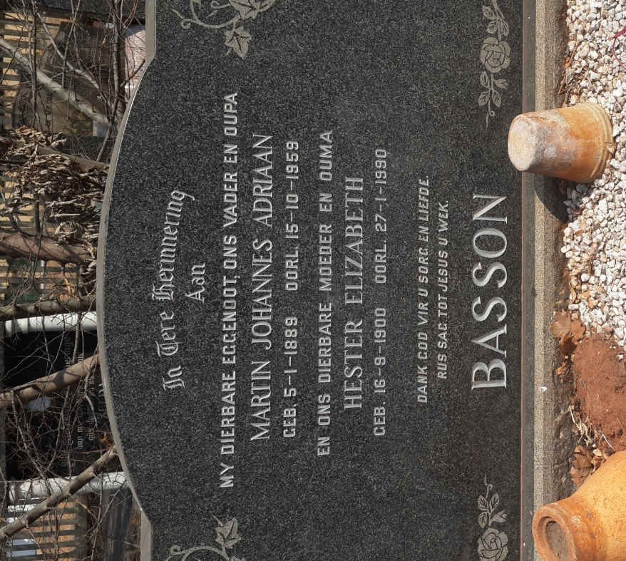BASSON Martin Johannes Adriaan 1889-1959 &amp; Hester Elizabeth 1900-1990