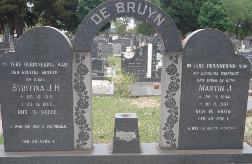 BRUYN Martin J., de 1904-1967 &amp; Stoffina J.H. 1915-1983