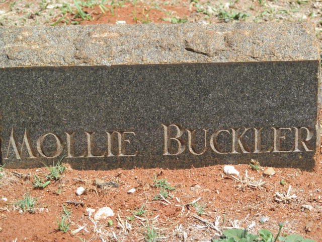 BUCKLER Mollie