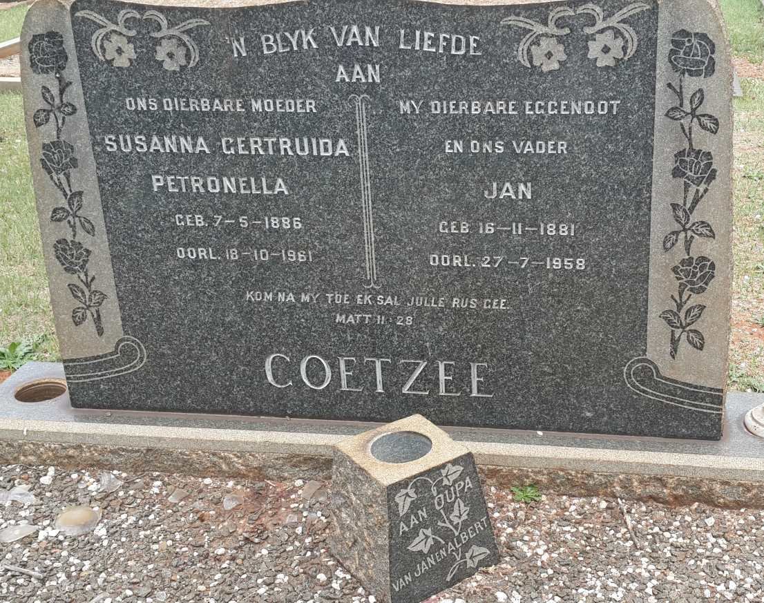 COETZEE Jan 1881-1958 &amp; Susanna Gertruida Petronella 1886-1961