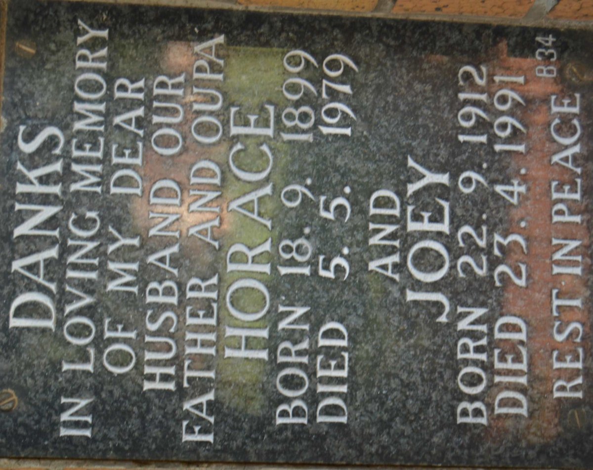 DANKS Horace 1899-1979 &amp; Joey 1912-1991