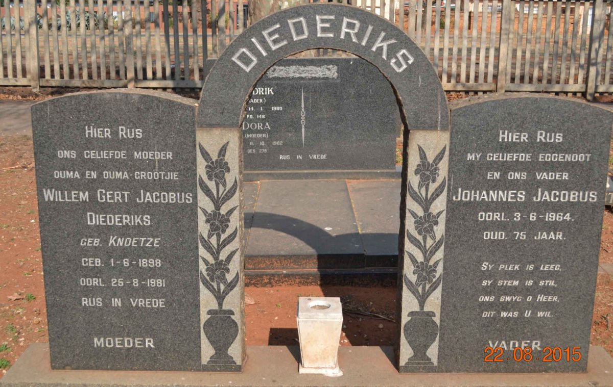 DIEDERIKS Johannes Jacobus -1964 &amp; Willem Gert Jacobus nee KNOETZE 1898- 1981