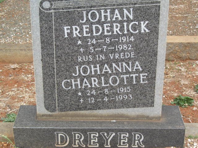 DREYER Johan Frederick 1914-1982 &amp; Johanna Charlotte 1915-1993