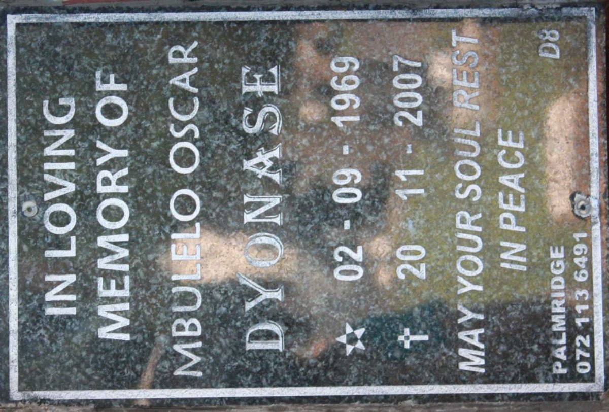 DYONASE Mbulelo Oscar 1969-2007