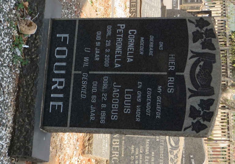 FOURIE Louis Jacobus -1966 &amp; Cornelia Petronella -2000