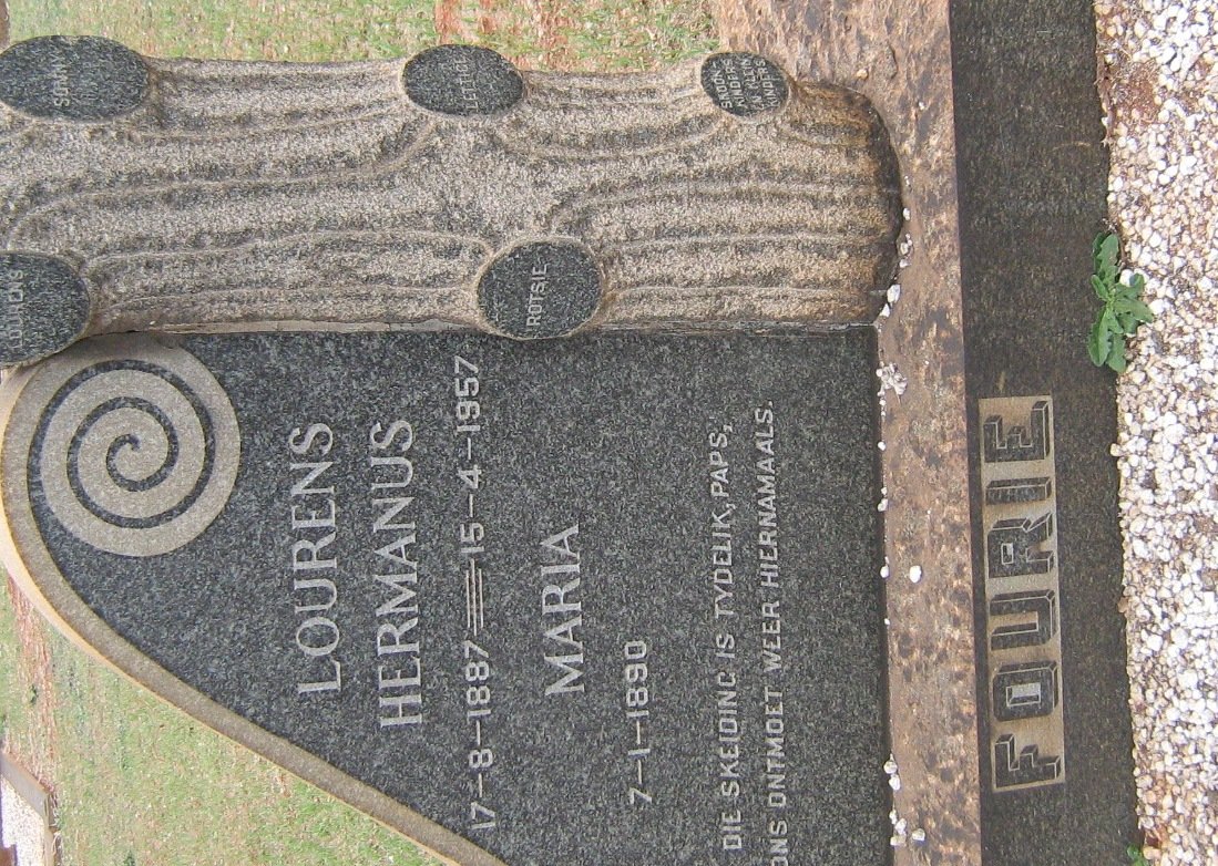 FOURIE Lourens Hermanus 1887-1957 &amp; Maria 1890-