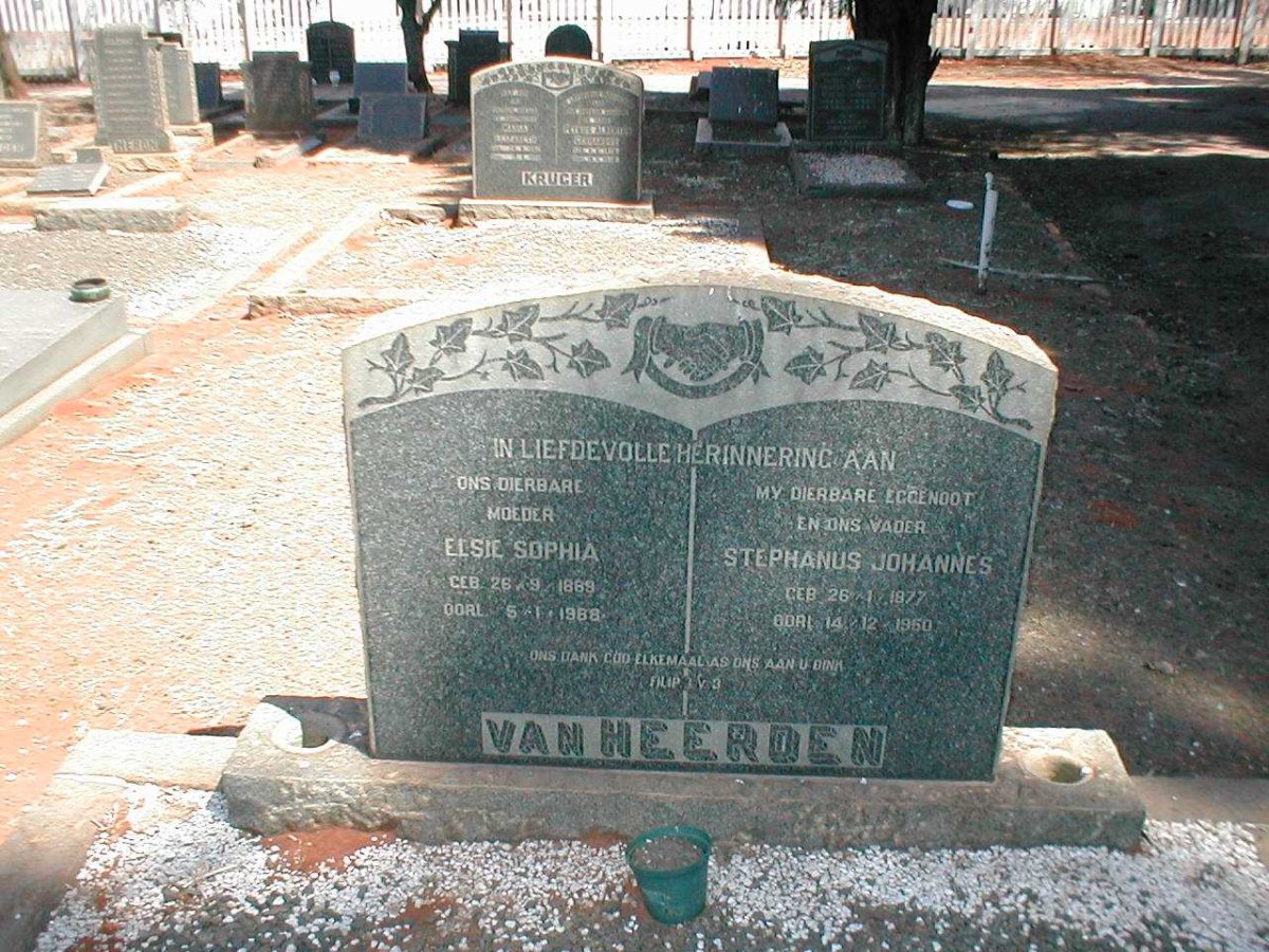HEERDEN Stephanus Johannes, van 1877-1950 &amp; Elsie Sophia 1889-1968