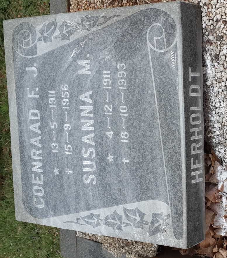 HERHOLDT Coenraad F.J. 1911-1956 &amp; Susanna M. 1911-1993