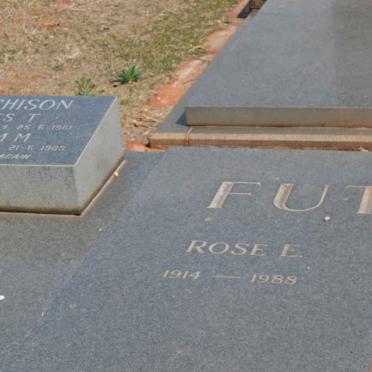 HUTCHISON :: FUTTER