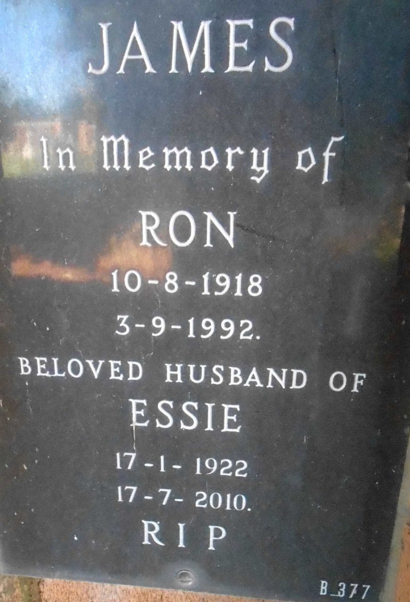 JAMES Ron 1918-1992 &amp; Essie 1922-2010