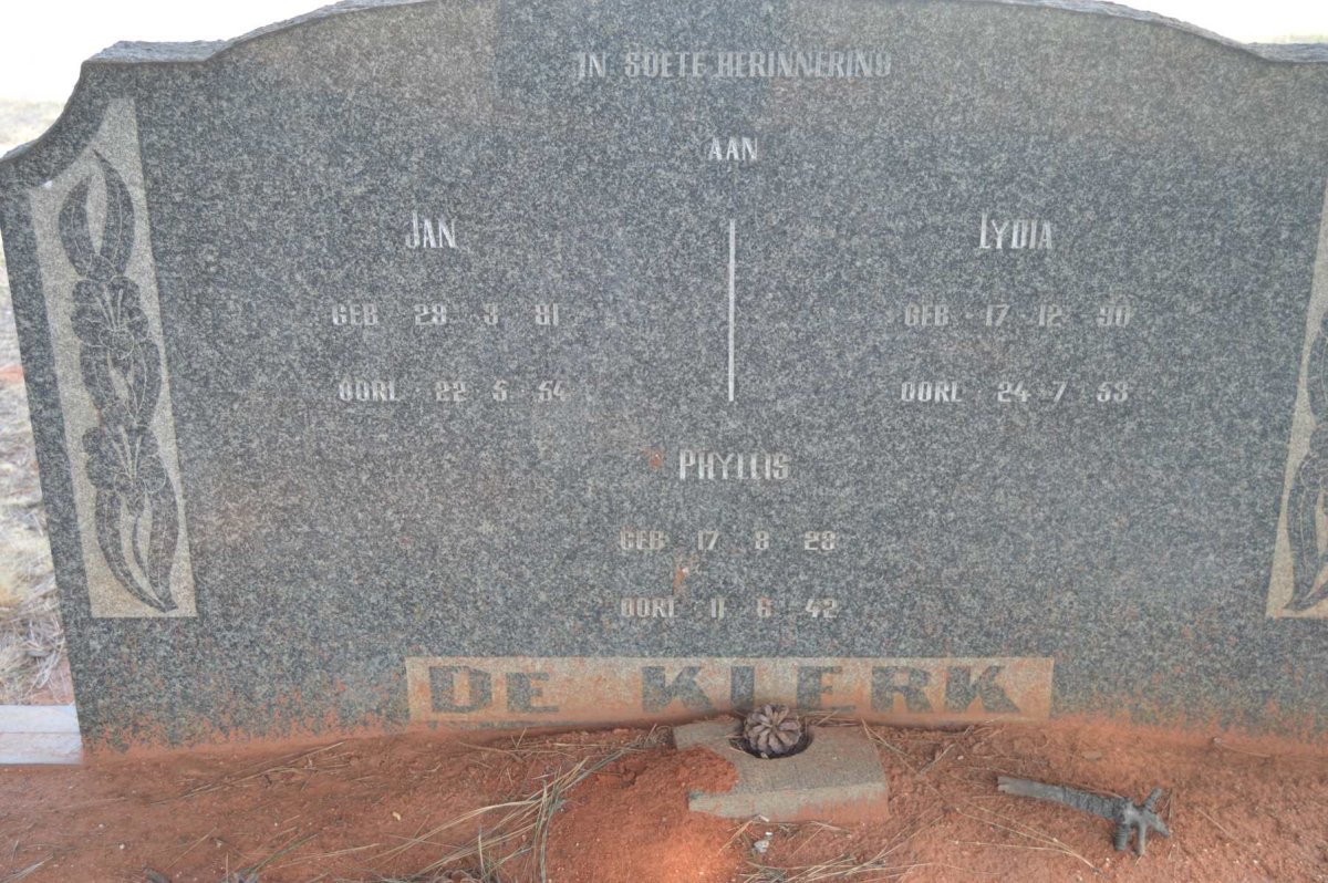 KLERK Jan, de 1881-1954 &amp; Lydia 1890-1953 :: DE KLERK Phyllis 1928-1942