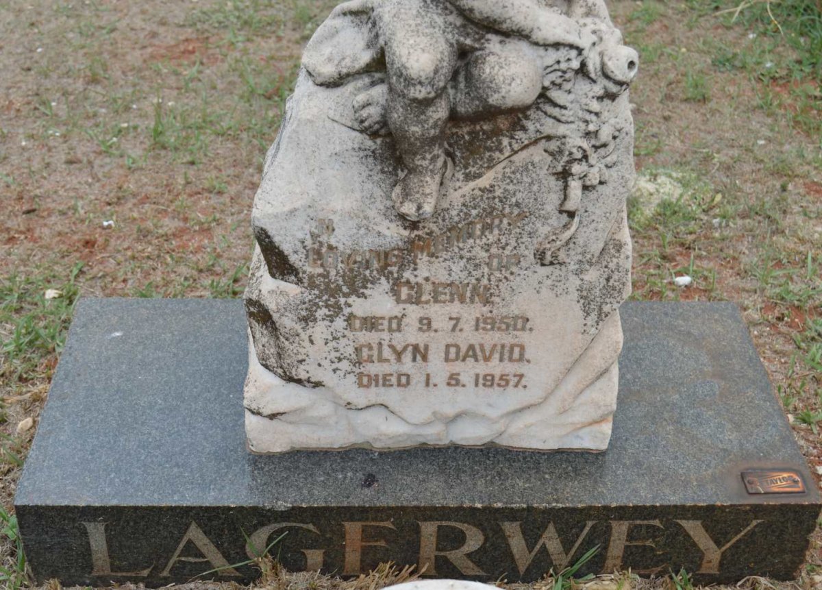 LAGERWEY Glenn -1950 :: LAGERWEY Glyn David -1957
